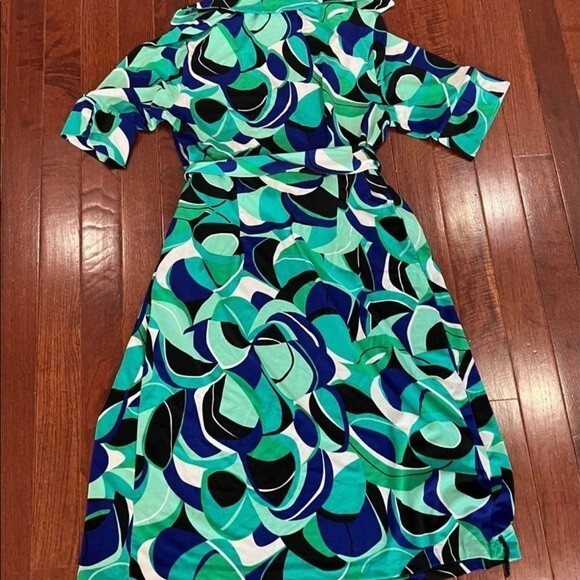 Motherhood Maternity Green And Blue belted Dress Size Small - Picture 3 of 5